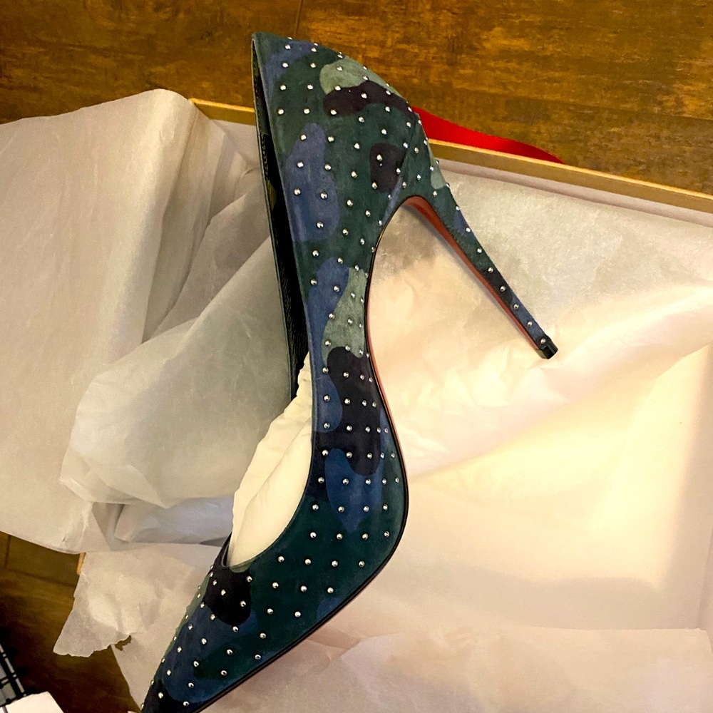 Brand New in Box Camouflage Heel Size 38.5